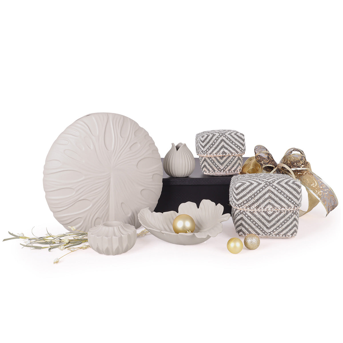 Festive Sepia - Parcels | Vinoti Living