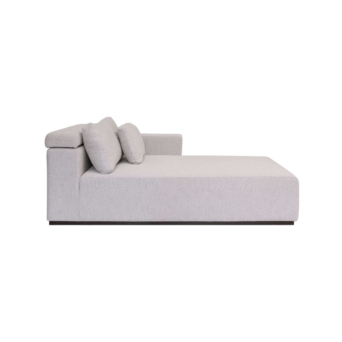 a stylish daybed by vinoti living